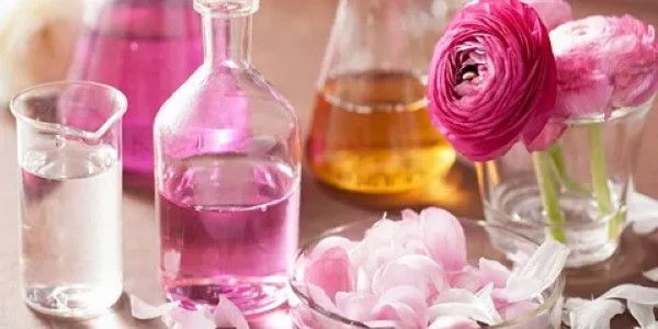تصویر 1 از خرید و قیمت گلاب ارگانیک کاشان + فروش صادراتی